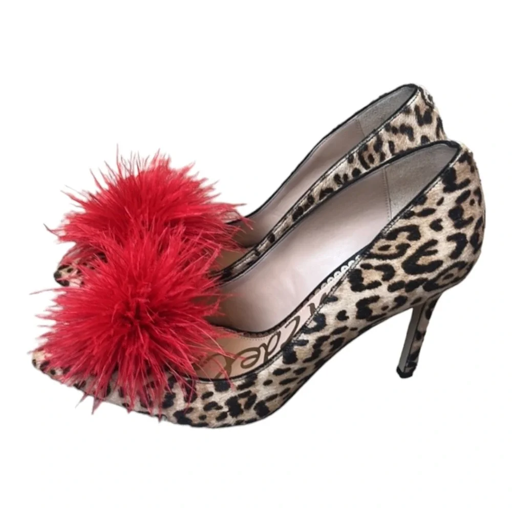 Sam‎ Edelman Leopard Print Heels with Red Feather Pom Poms Pointed Toe Size 6